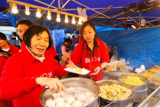 Dim Sum at Night Market.JPG